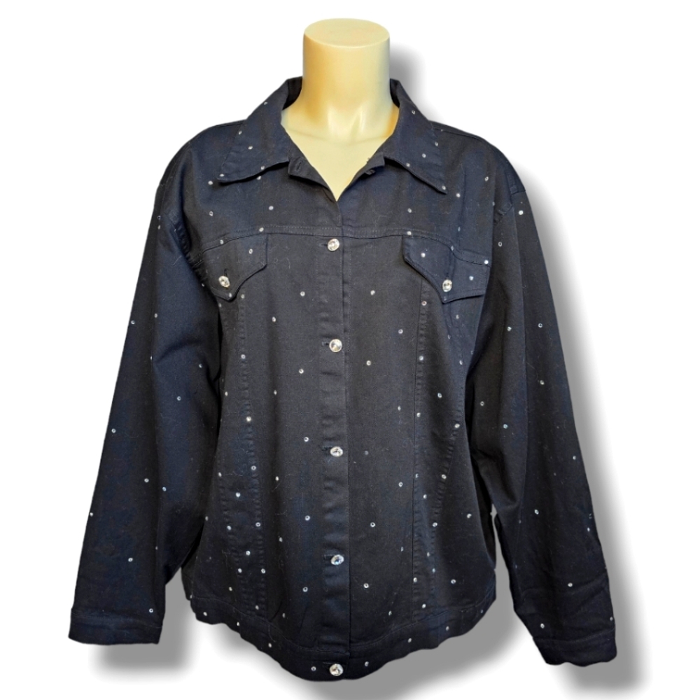 Mili Designs light denim blinged out top. 2X